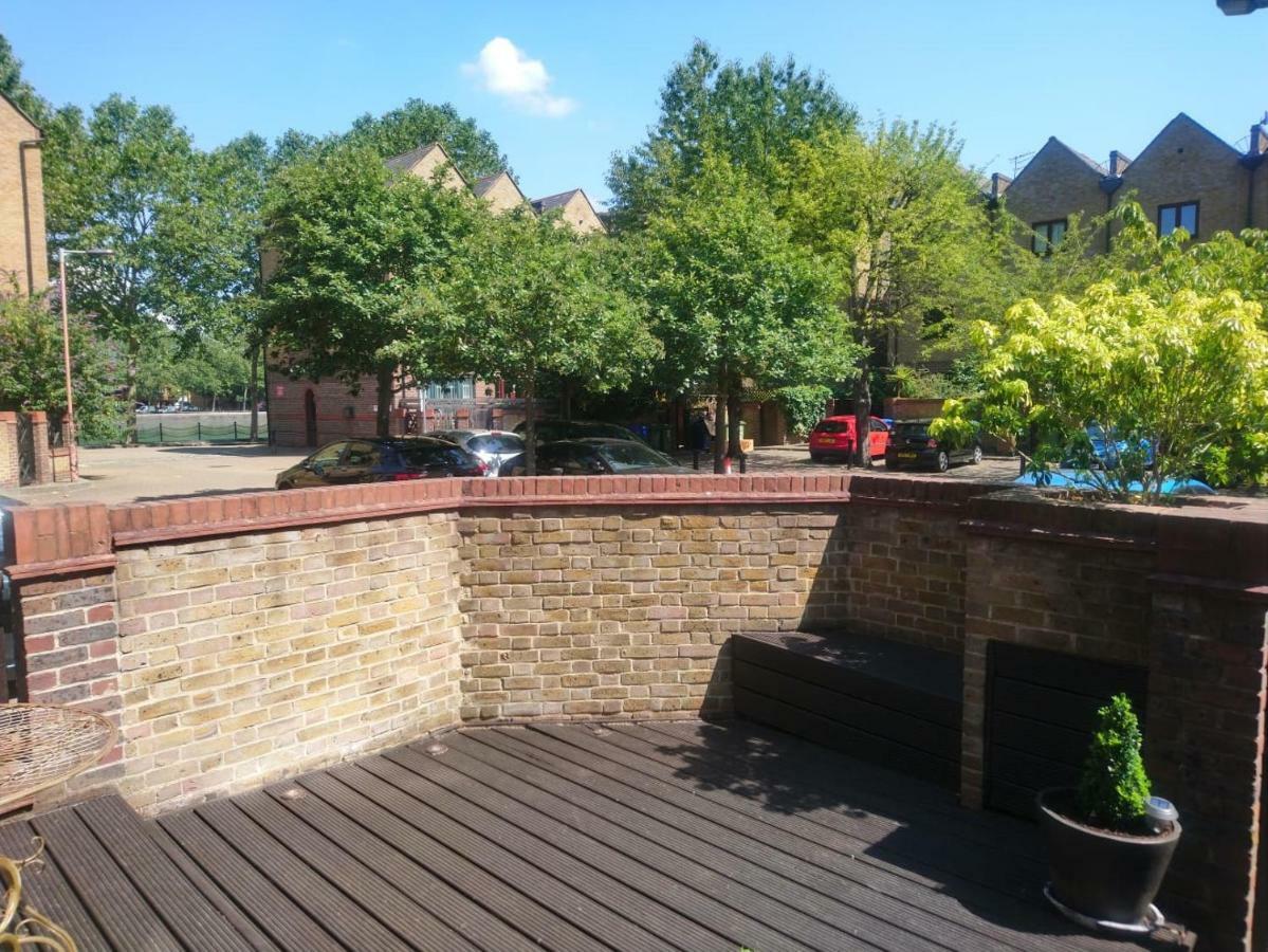 Dockside Villa Londra Esterno foto